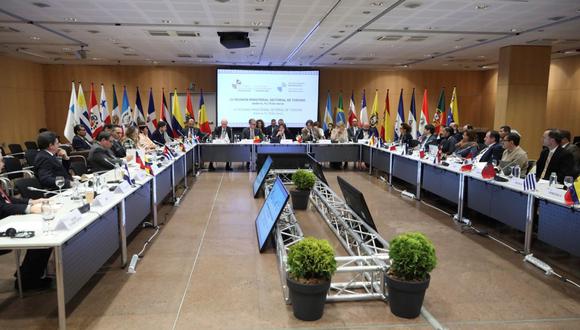 Cooperación, pensiones, fondo indígena: hitos de las Cumbres Iberoamericanas