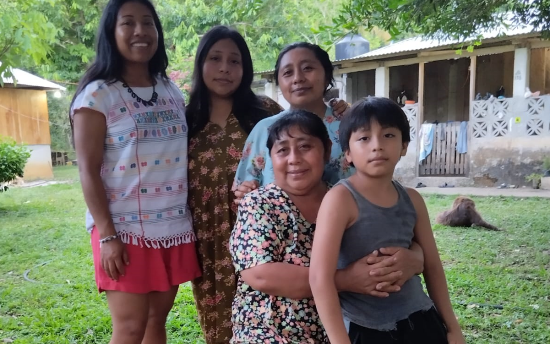 Voces que no se apagan: juventudes que resguardan la lengua lacandona